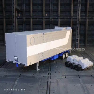 img-G1 Transformers Optimus Truck Trailer